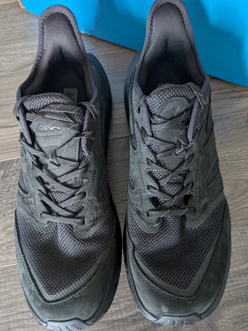 LIKE NEW HOKA ONE ONE Anacapa 2 Freedom Men's 11.5D 1155192 Black/Black